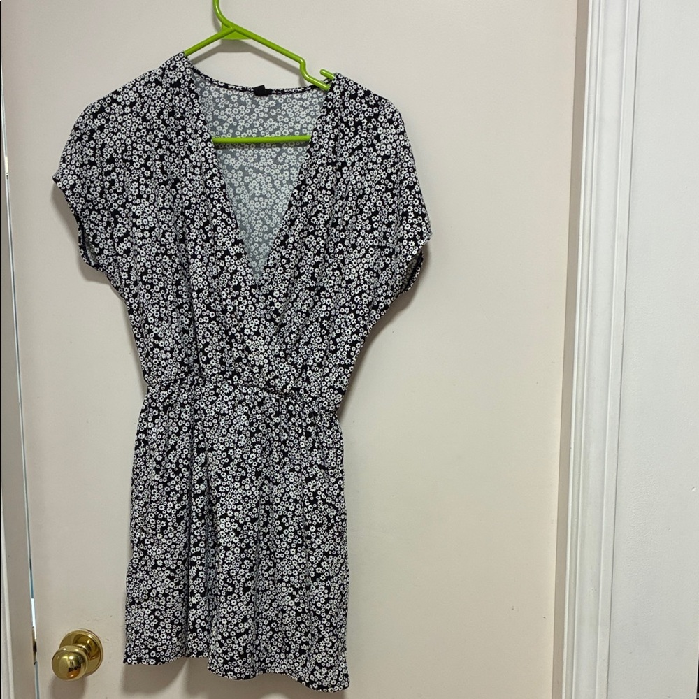 Uniqlo Black and White Floral Wrap-Style Mini Dress